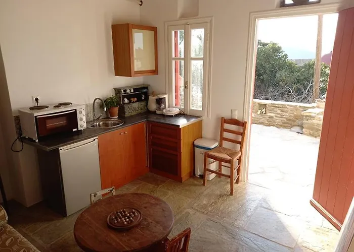 Arthome0a Panormos (Tinos)