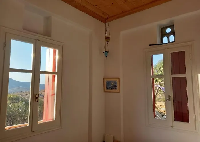 Arthome0a Panormos (Tinos)